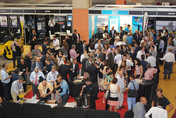 La gestión y los retos tecnológicos en la red de carreteras locales centran el debate de las jornadas.